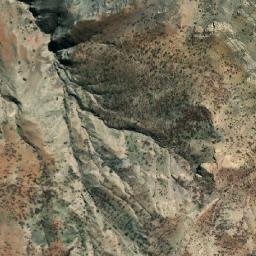 Satellite imagery of Cerro Wichupata, BO