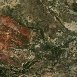 Satellite imagery of Cerro Llustha Jakke, BO