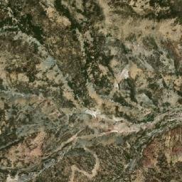 Satellite imagery of Cerro Llustha Jakke, BO