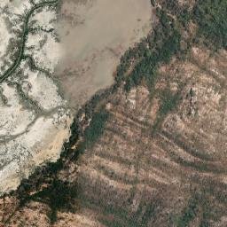 Satellite imagery of Round Hill, AU