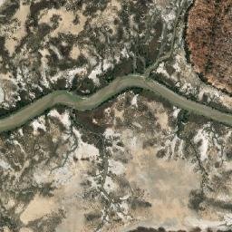 Satellite imagery of Round Hill, AU