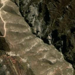 Satellite imagery of Cerro Cruz Willkhi, BO
