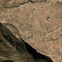 Satellite imagery of Abra Cairoma, BO