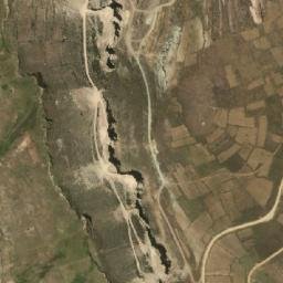 Satellite imagery of Cerro Parca, BO