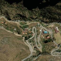 Satellite imagery of Cerro Cruz Parque, BO
