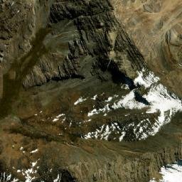 Satellite imagery of Cerro Huaillatani, BO
