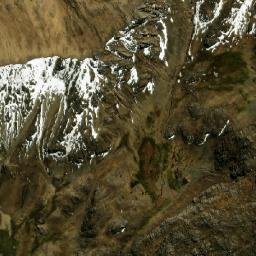 Satellite imagery of Cerro Huaillatani, BO
