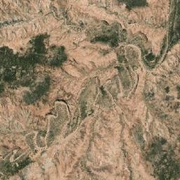 Satellite imagery of Cerro Llauri Chambi, BO
