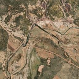 Satellite imagery of Cerro Cumpucu, BO