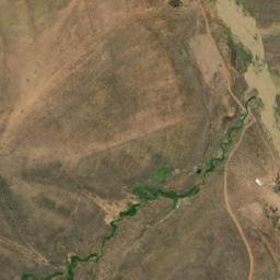 Satellite imagery of Cerro Huarmita, BO