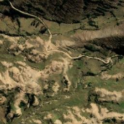 Satellite imagery of Cerro Huayrapata, BO