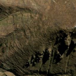 Satellite imagery of Cerro Huayrapata, BO