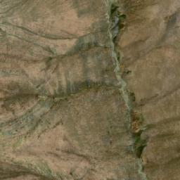 Satellite imagery of Cerro Acaromani, BO
