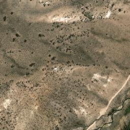 Satellite imagery of Portezuelo Chulluncayani, BO