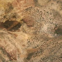 Satellite imagery of Cerro Laram Khaua, BO