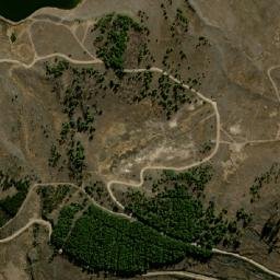 Satellite imagery of Cerro Cumpu, BO