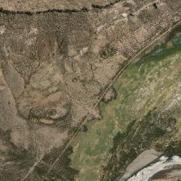 Satellite imagery of Cerro Etjatata, BO