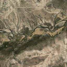 Satellite imagery of Cerro Choquenasa, BO