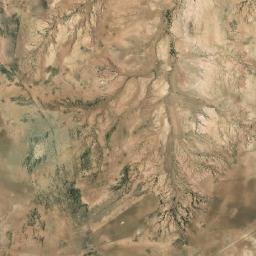 Satellite imagery of Khuchiquiña Loma, BO