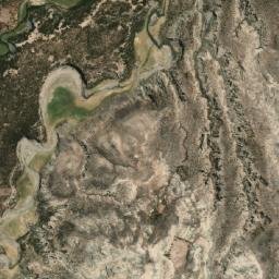 Satellite imagery of Cerro Choquenasa, BO