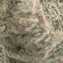 Satellite imagery of Cerro Choquenasa, BO