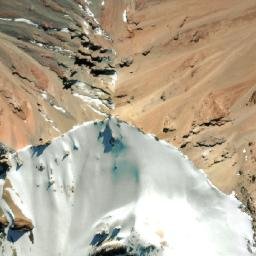 Satellite imagery of Cerro Quiñuta, CL