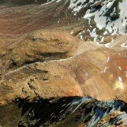 Satellite imagery of Cerro Quiñuta, CL