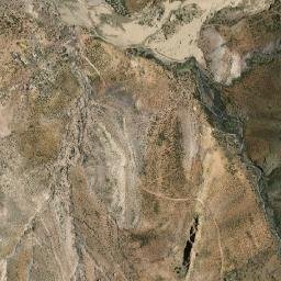 Satellite imagery of Cerro Tiquerani, BO