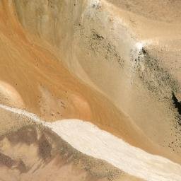 Satellite imagery of Azufreras Chupiquiña, CL