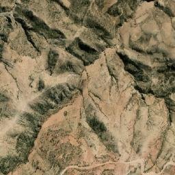 Satellite imagery of Cerro Canlla Chuto, BO