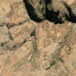 Satellite imagery of Abra Challaqui, BO