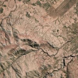Satellite imagery of Cerro Unkalltuño, BO