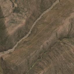 Satellite imagery of Cerro Tetillachutu, BO