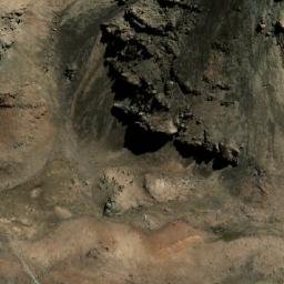 Satellite imagery of Cerro Laram Khaua, BO
