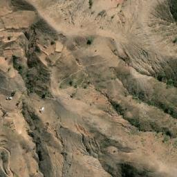 Satellite imagery of Cerro Llustha, BO