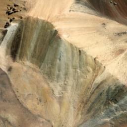 Satellite imagery of Cerro Pasa Willkhí, BO