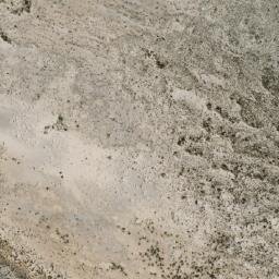 Satellite imagery of Cerro El Volcán, BO