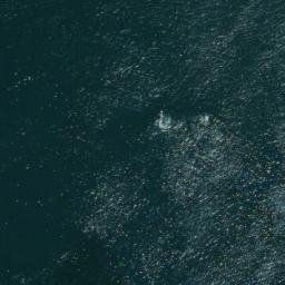 Satellite imagery of Roca Vítor, CL