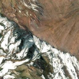 Satellite imagery of Cerro Soto, BO