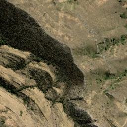 Satellite imagery of Cerro Chullpani, BO