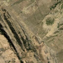 Satellite imagery of Cerro Chullpani, BO