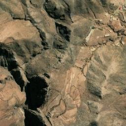 Satellite imagery of Cerro Chocta, BO