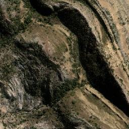 Satellite imagery of Cerro Chullpani, BO