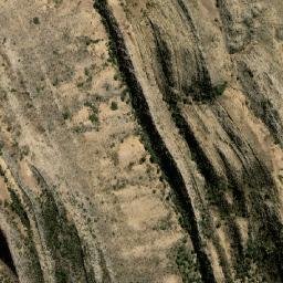 Satellite imagery of Cerro Chullpani, BO