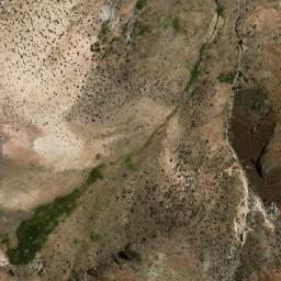 Satellite imagery of Cerro Mallcu Mayuri, BO