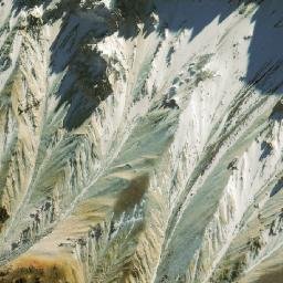 Satellite imagery of Cerro Chuquiananta, CL