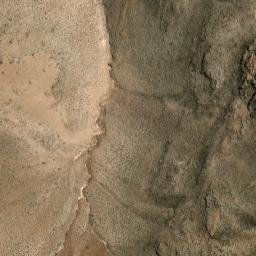 Satellite imagery of Cerro Cuchilluniloma, BO