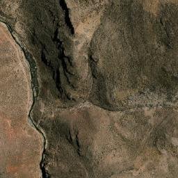 Satellite imagery of Cerro Khasiriloma, BO