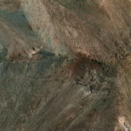 Satellite imagery of Cerro Curumaya, BO