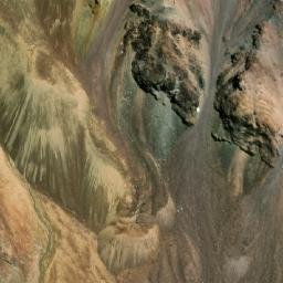 Satellite imagery of Cerro Curumaya, BO